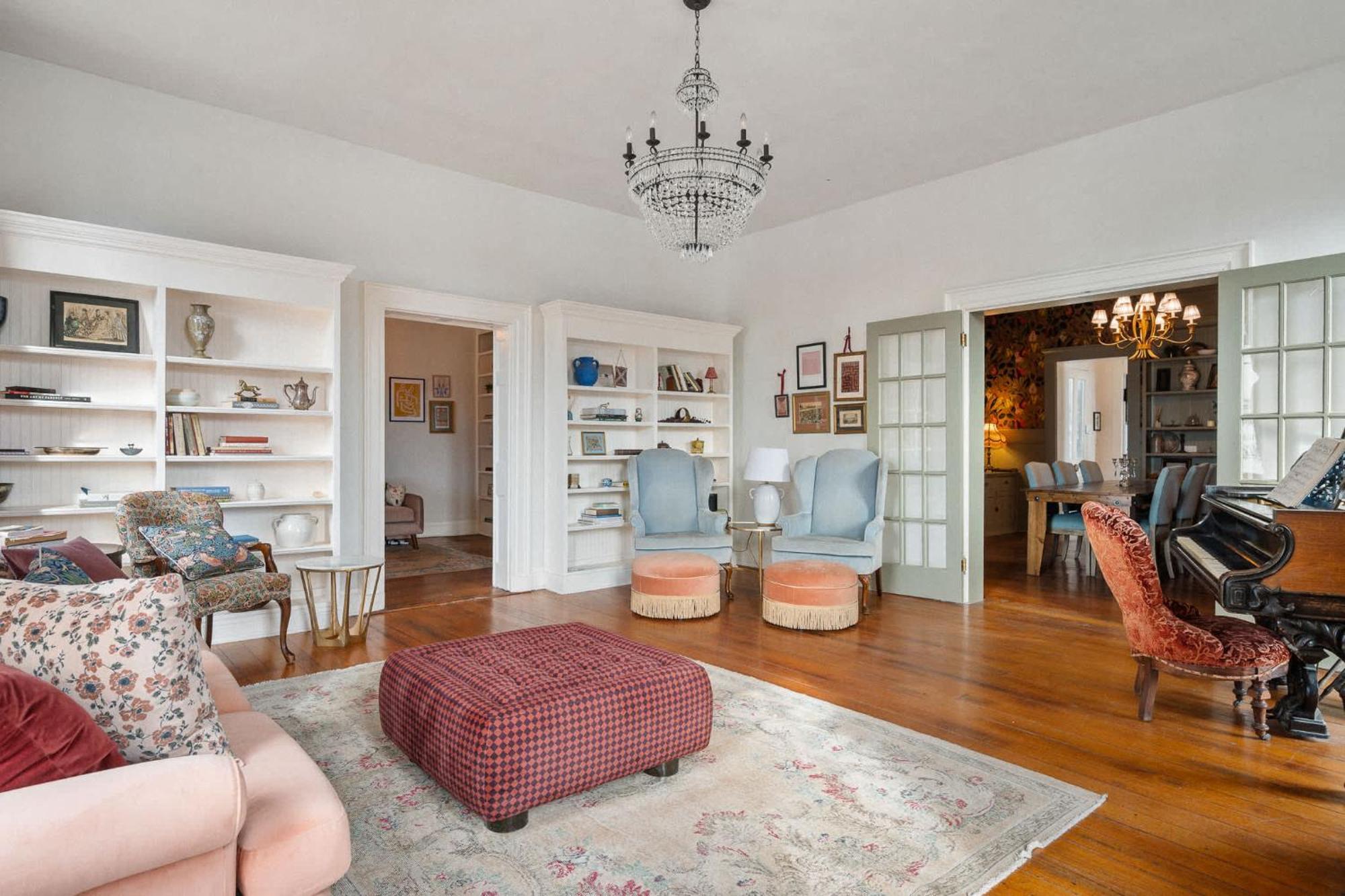 Yoko's Serene In Frankfort Holiday home Louisville